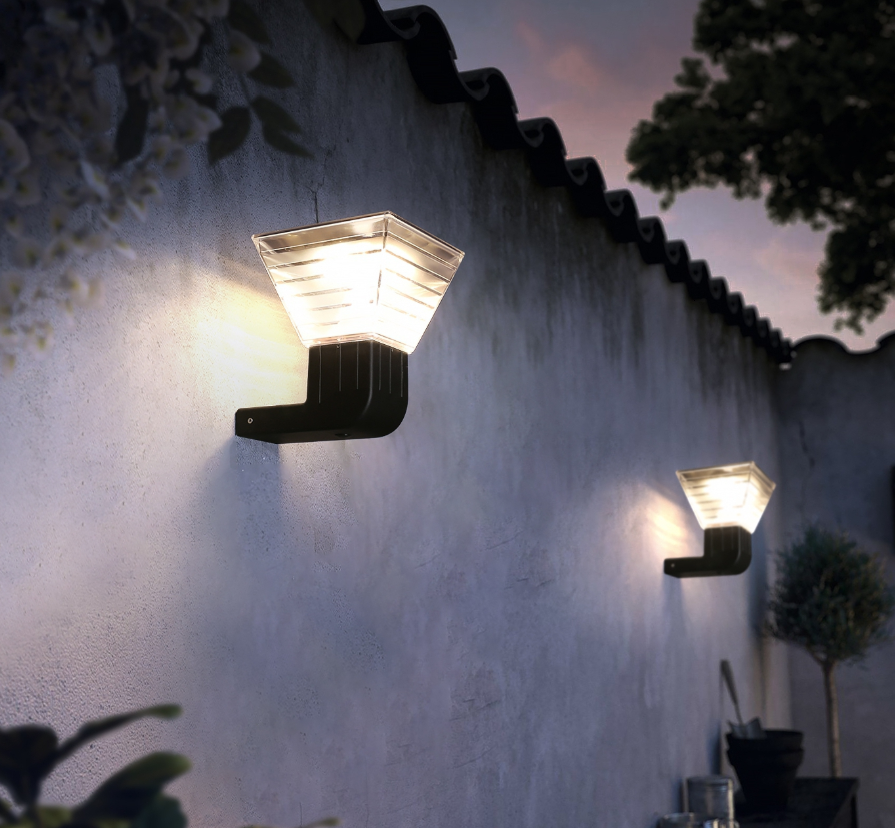 Flaming Blade Style Solar Wall Lamp